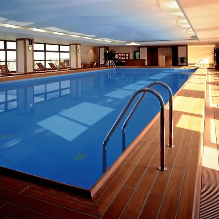 Kobe Bay Sheraton Hotel & Towers 