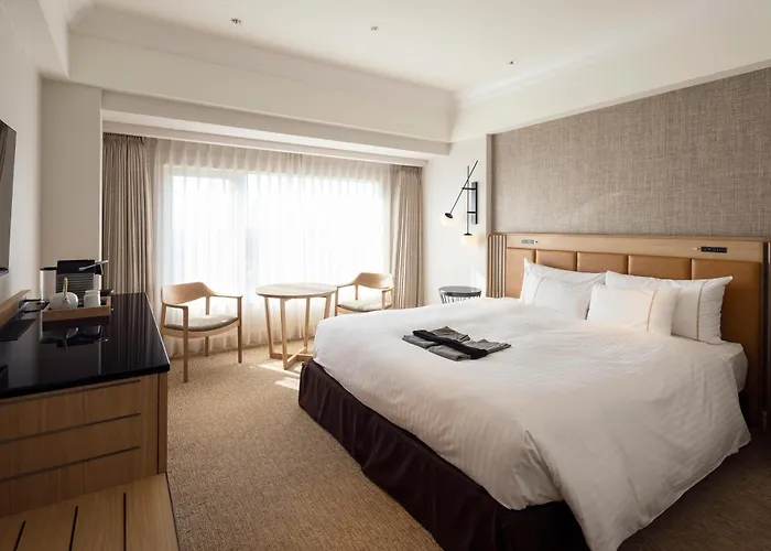 Kobe Bay Sheraton Hotel & Towers