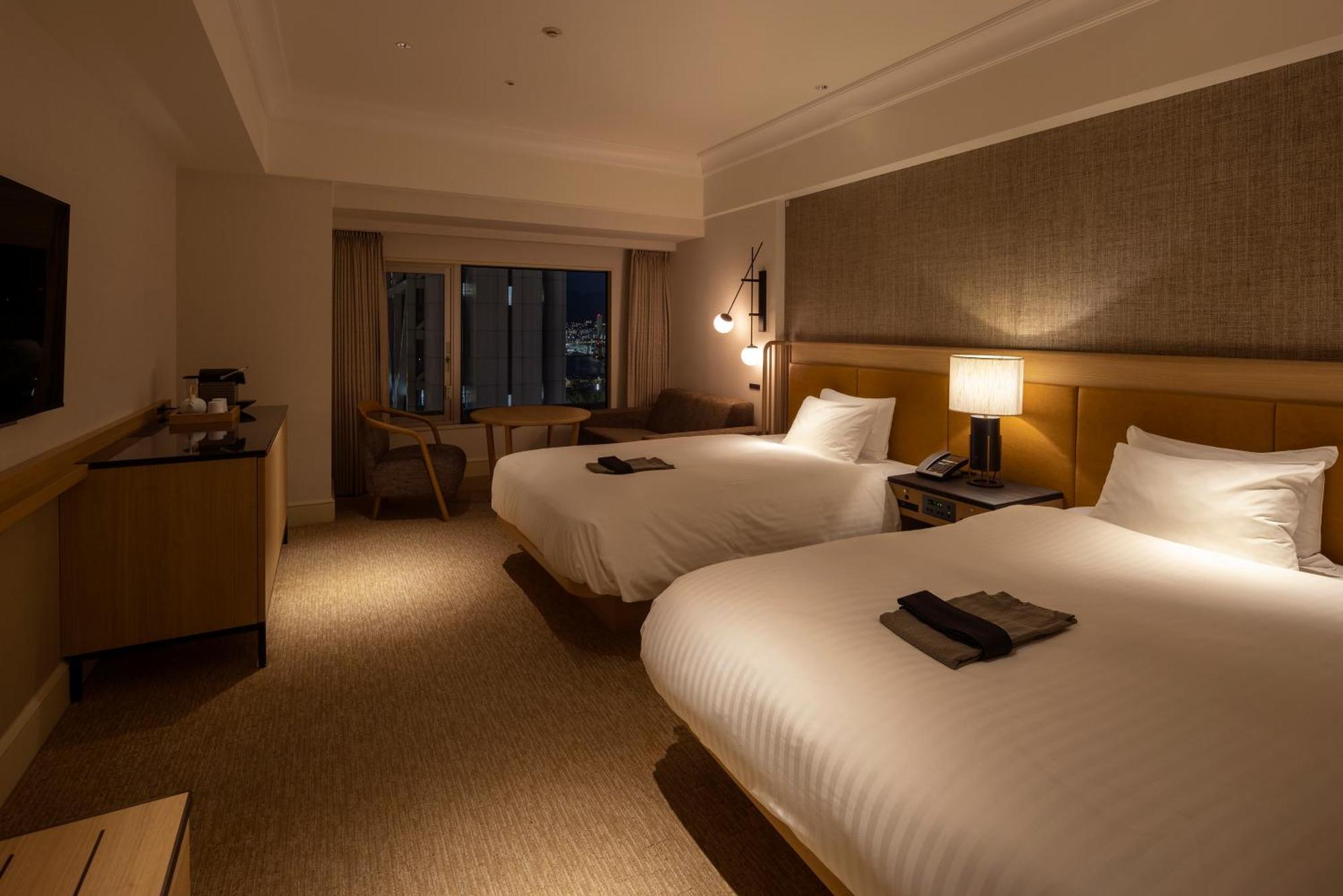 Hotel Bay Sheraton & Towers